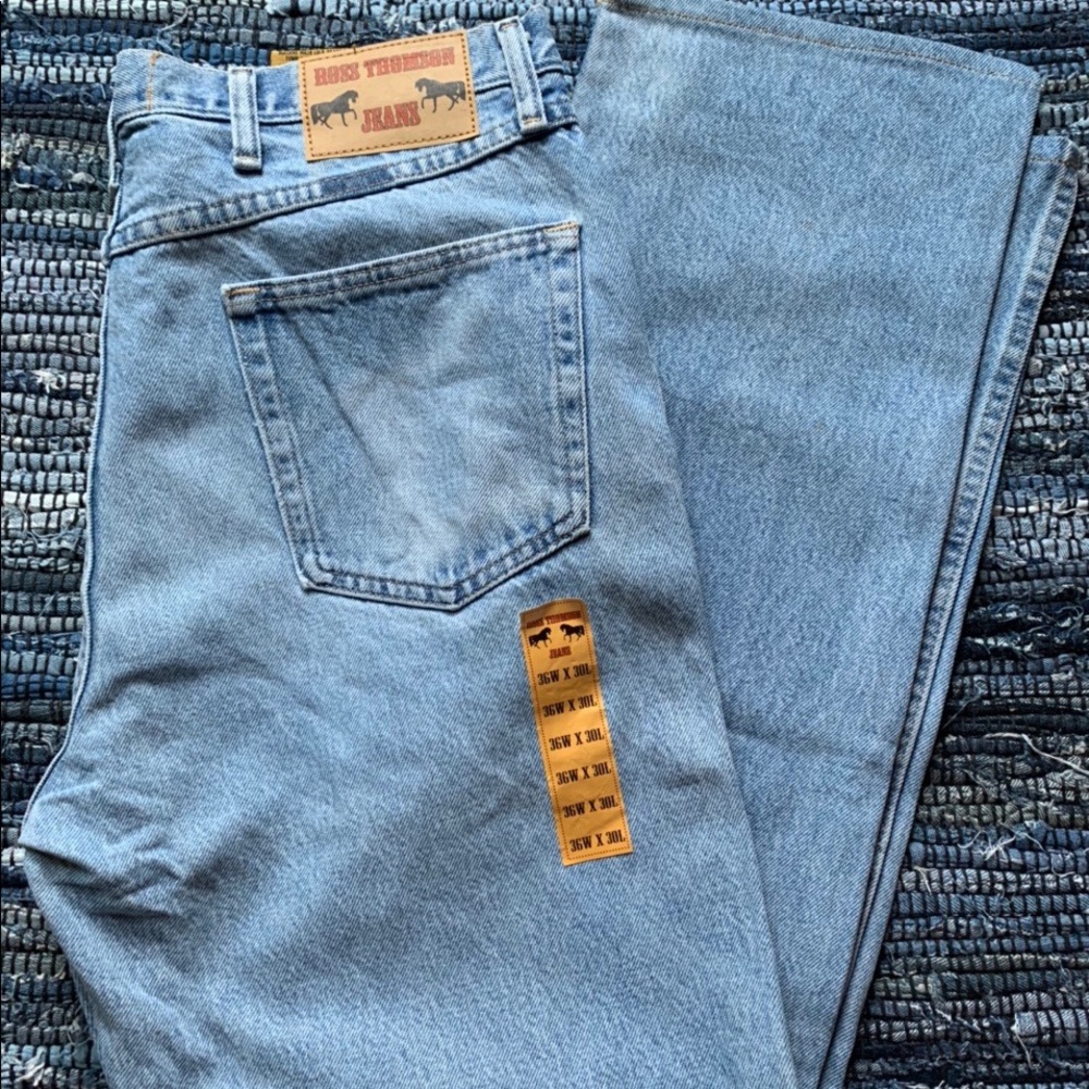 Relaxed fit light wash jeans